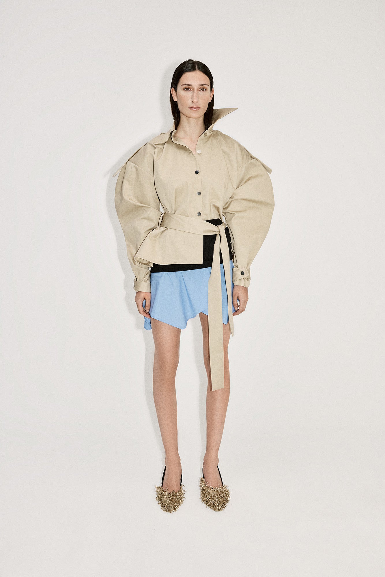 PUFFY SLEEVE BELTED JACKET