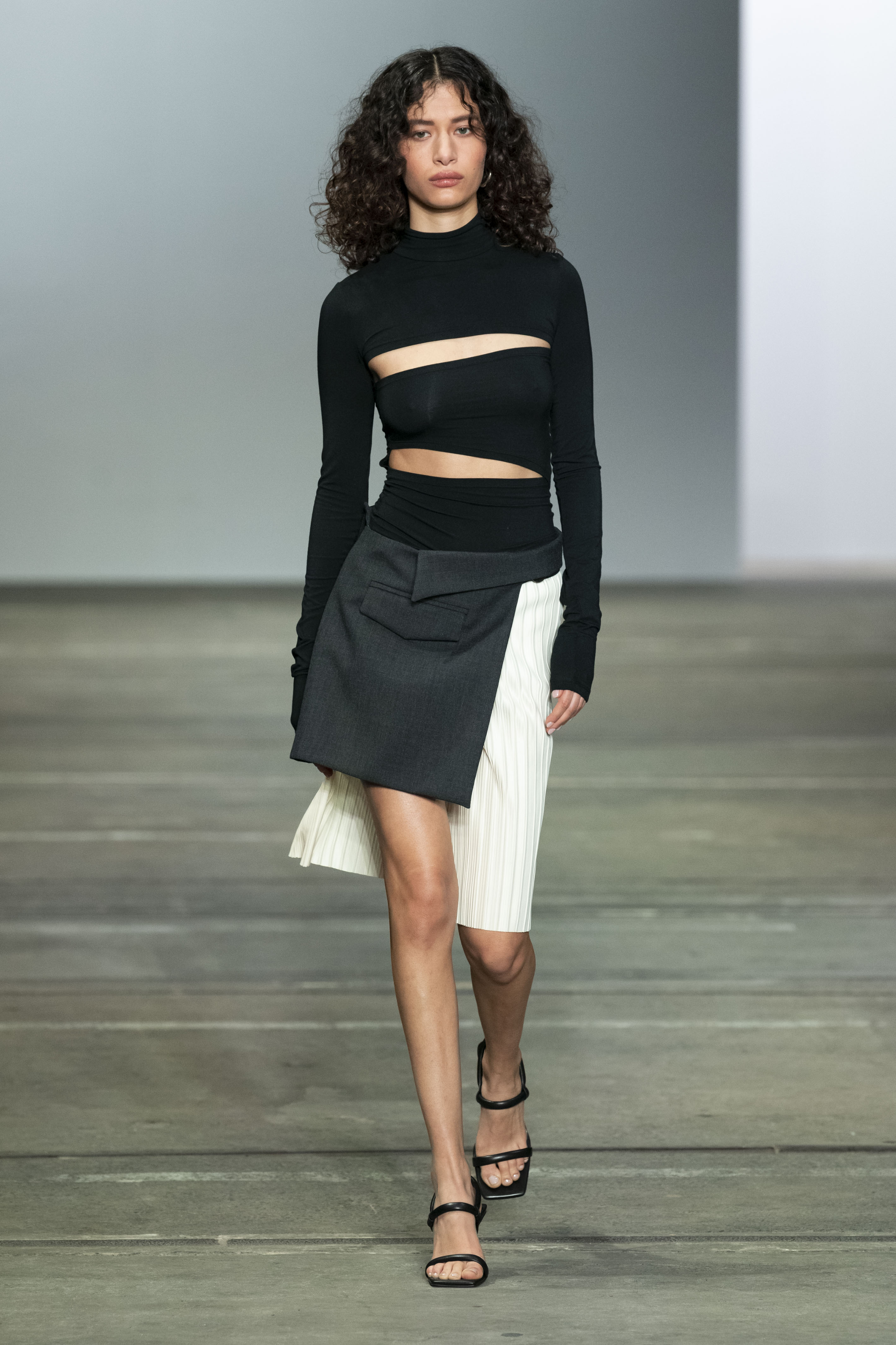 CHARCOAL DECONSTRUCTED MINI SKIRT